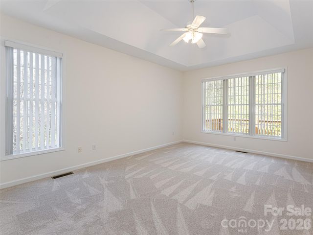 180 Kanuga Forest Drive, Hendersonville, NC 28739