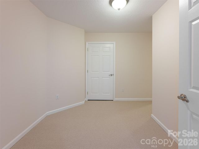 180 Kanuga Forest Drive, Hendersonville, NC 28739