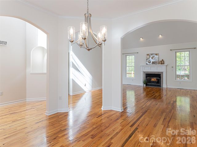 180 Kanuga Forest Drive, Hendersonville, NC 28739