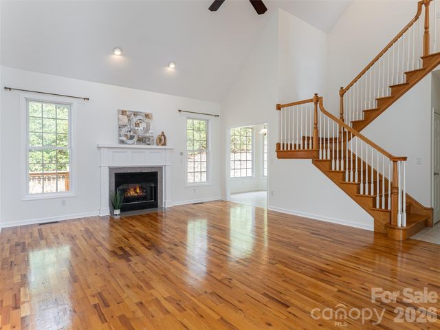 180 Kanuga Forest Drive, Hendersonville, NC 28739