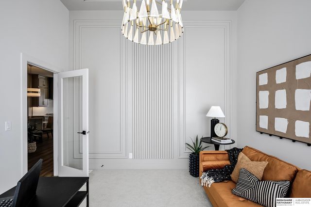 21113 Laurel Avenue, Elkhorn, NE 68022