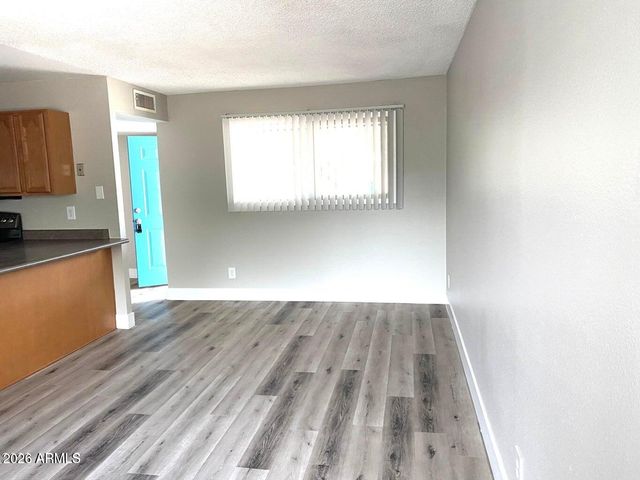 4417 S Newberry Road, Tempe, AZ 85282