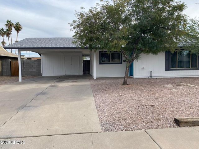 4417 S Newberry Road, Tempe, AZ 85282