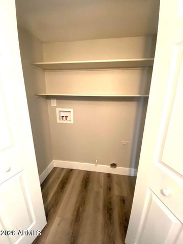 4417 S Newberry Road, Tempe, AZ 85282