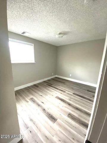 4417 S Newberry Road, Tempe, AZ 85282