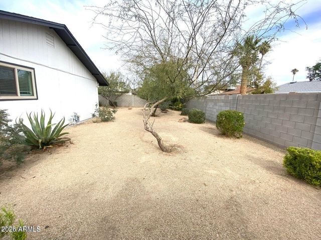4417 S Newberry Road, Tempe, AZ 85282