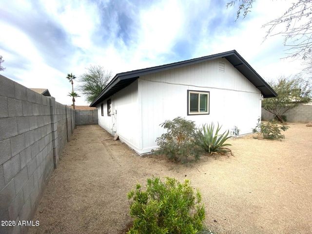 4417 S Newberry Road, Tempe, AZ 85282