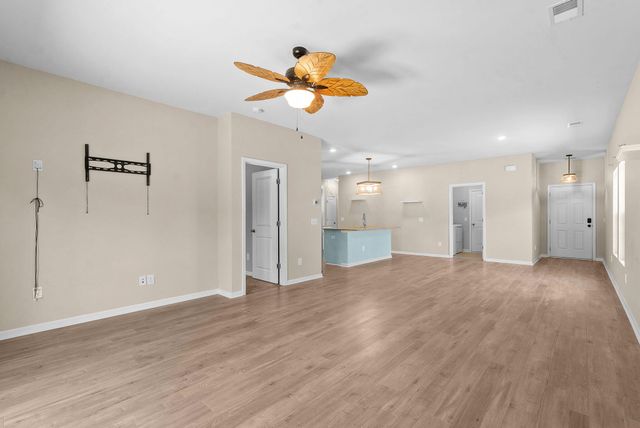 477 Spanish Wells Road, Summerville, SC 29486