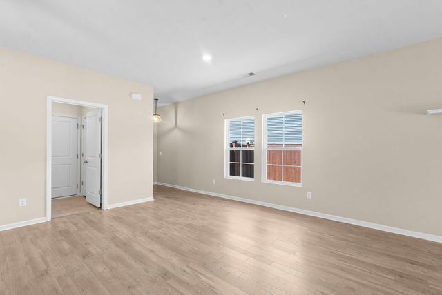 477 Spanish Wells Road, Summerville, SC 29486