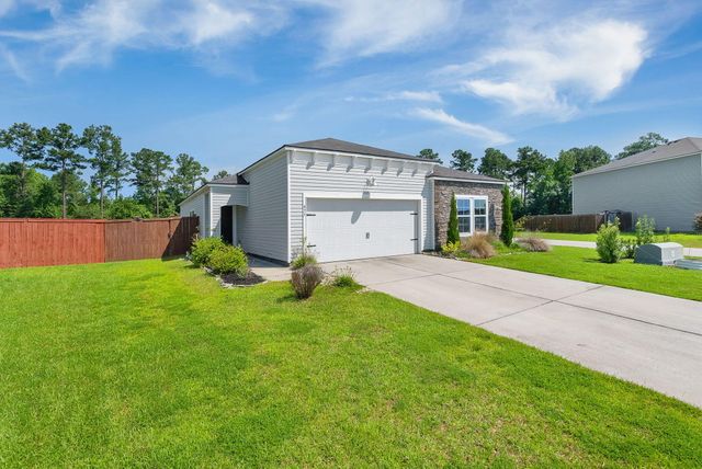 477 Spanish Wells Road, Summerville, SC 29486