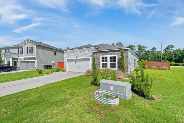 477 Spanish Wells Road, Summerville, SC 29486