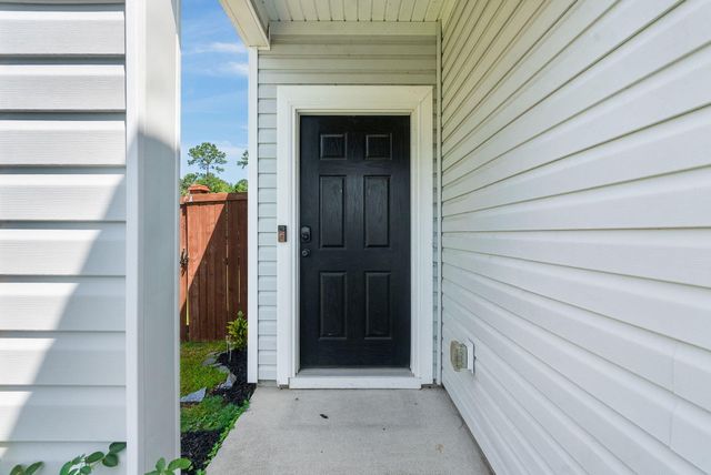 477 Spanish Wells Road, Summerville, SC 29486