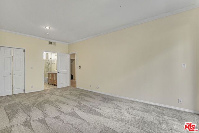 13331 Moorpark Street 233, Sherman Oaks, CA 91423