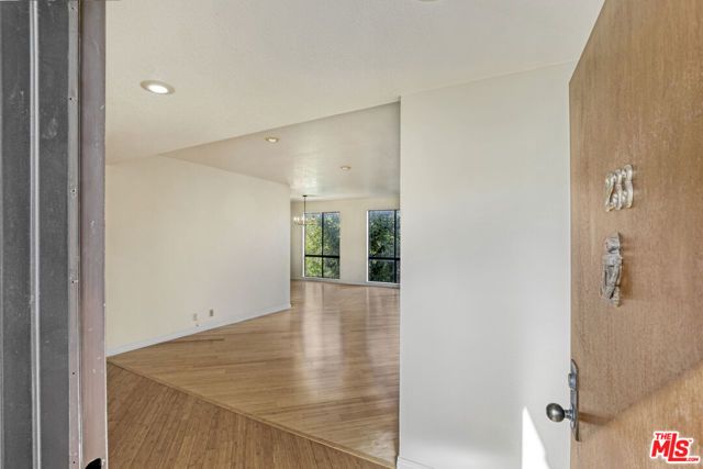 13331 Moorpark Street 233, Sherman Oaks, CA 91423