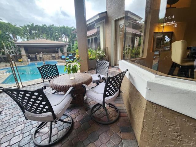 6879 NW 65th Terrace, Parkland, FL 33067