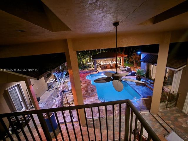 6879 NW 65th Terrace, Parkland, FL 33067