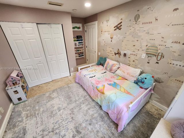 6879 NW 65th Terrace, Parkland, FL 33067