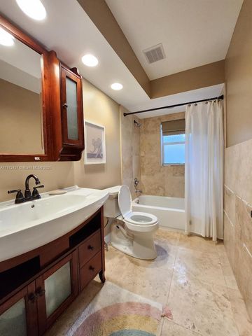 6879 NW 65th Terrace, Parkland, FL 33067