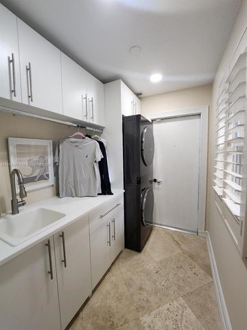 6879 NW 65th Terrace, Parkland, FL 33067