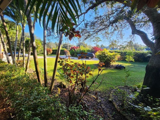 6879 NW 65th Terrace, Parkland, FL 33067