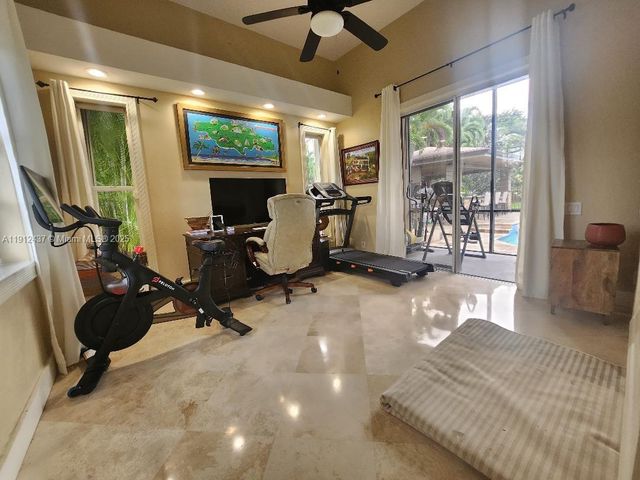 6879 NW 65th Terrace, Parkland, FL 33067