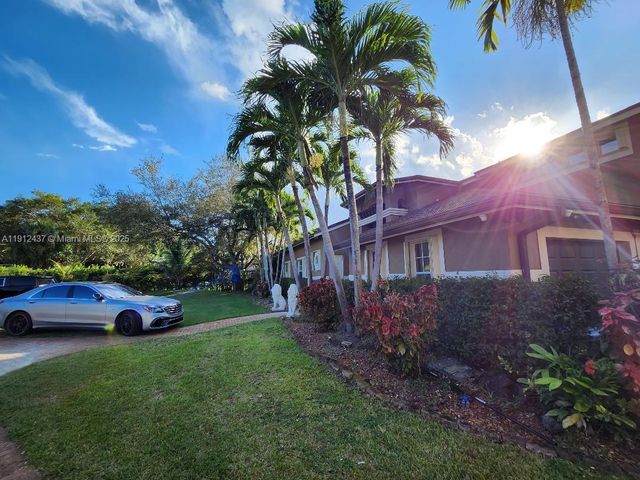 6879 NW 65th Terrace, Parkland, FL 33067