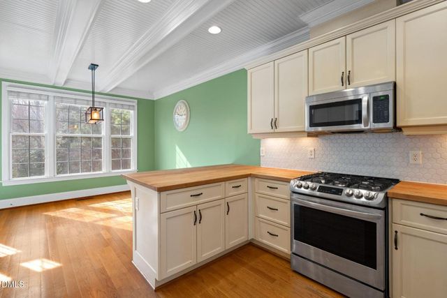 2300 Forestbluff Drive, Fuquay Varina, NC 27526