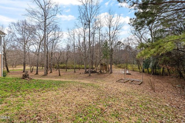 2300 Forestbluff Drive, Fuquay Varina, NC 27526