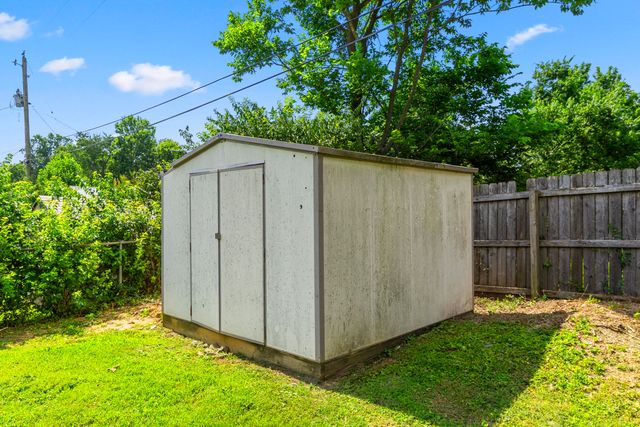 1038 Sioux Trail, Frankfort, KY 40601