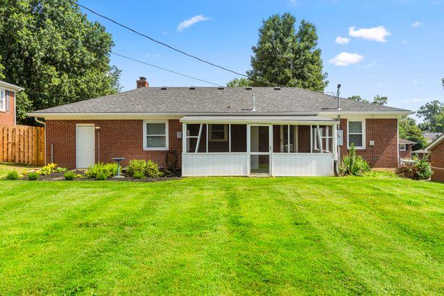 1038 Sioux Trail, Frankfort, KY 40601