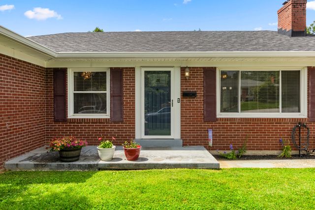 1038 Sioux Trail, Frankfort, KY 40601