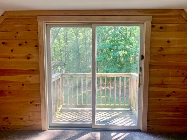 711 Division Street, Eastlake, MI 49626