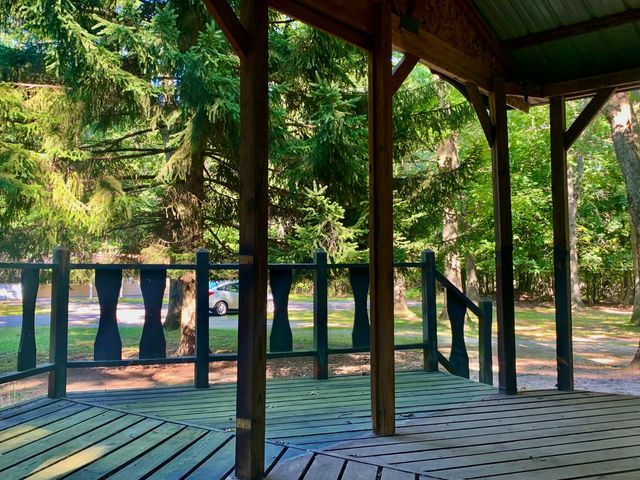 711 Division Street, Eastlake, MI 49626