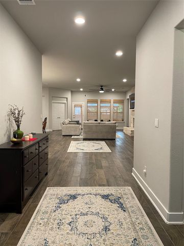 120 Sail Wind WAY, Georgetown, TX 78633