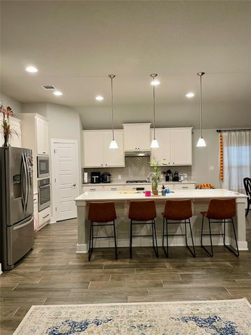 120 Sail Wind WAY, Georgetown, TX 78633