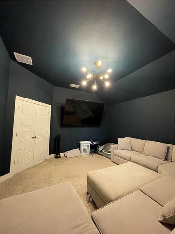 120 Sail Wind WAY, Georgetown, TX 78633