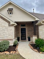 120 Sail Wind WAY, Georgetown, TX 78633