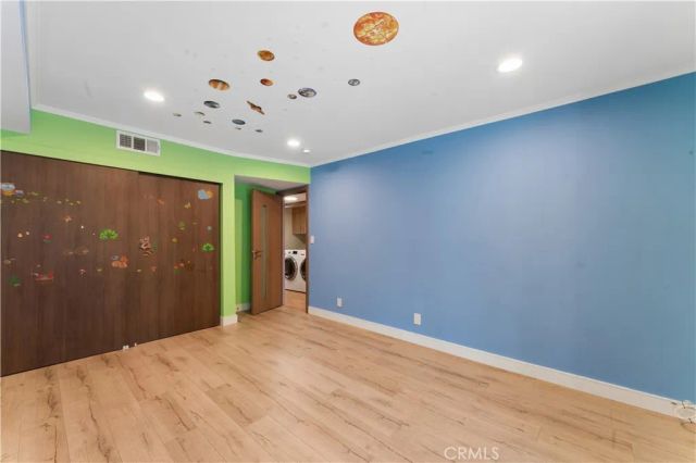 16866 Kingsbury 107, Granada Hills, CA 91344