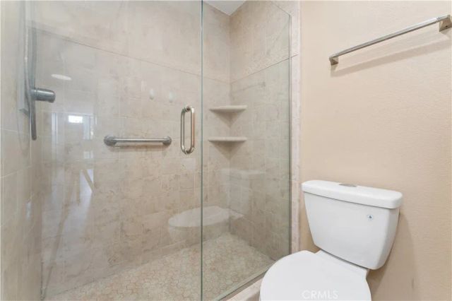 16866 Kingsbury 107, Granada Hills, CA 91344