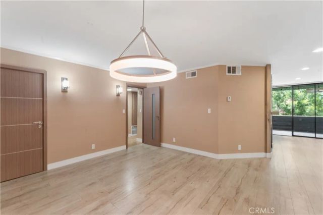 16866 Kingsbury 107, Granada Hills, CA 91344