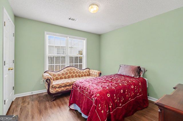 145 Courtyard Lane, Newnan, GA 30265