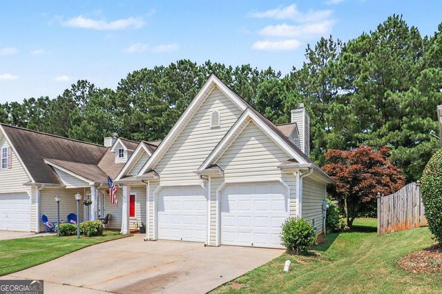 145 Courtyard Lane, Newnan, GA 30265