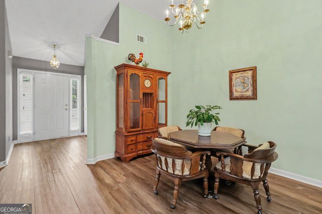 145 Courtyard Lane, Newnan, GA 30265