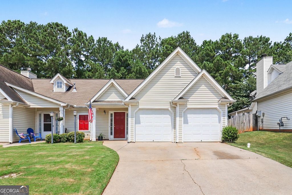 145 Courtyard Lane, Newnan, GA 30265