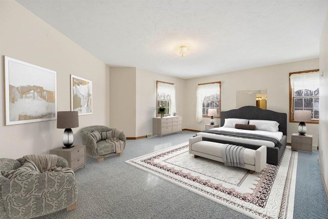 909 COUNTRY CLUB LANE, Fond Du Lac, WI 54935