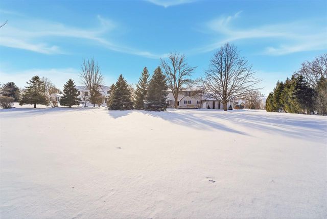 909 COUNTRY CLUB LANE, Fond Du Lac, WI 54935
