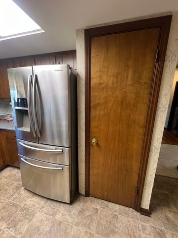 616 Lawndale Drive, Plainfield, IN 46168