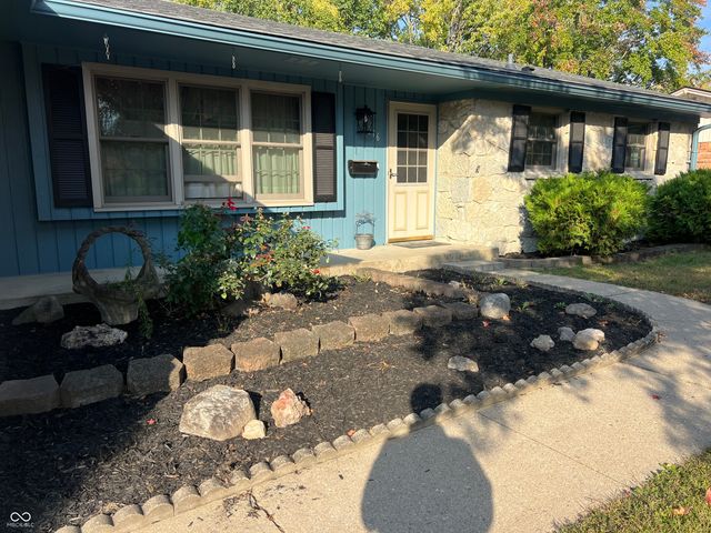 616 Lawndale Drive, Plainfield, IN 46168