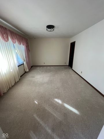 616 Lawndale Drive, Plainfield, IN 46168