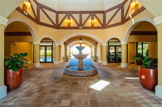 9596 Trevi CT 5413, Naples, FL 34113